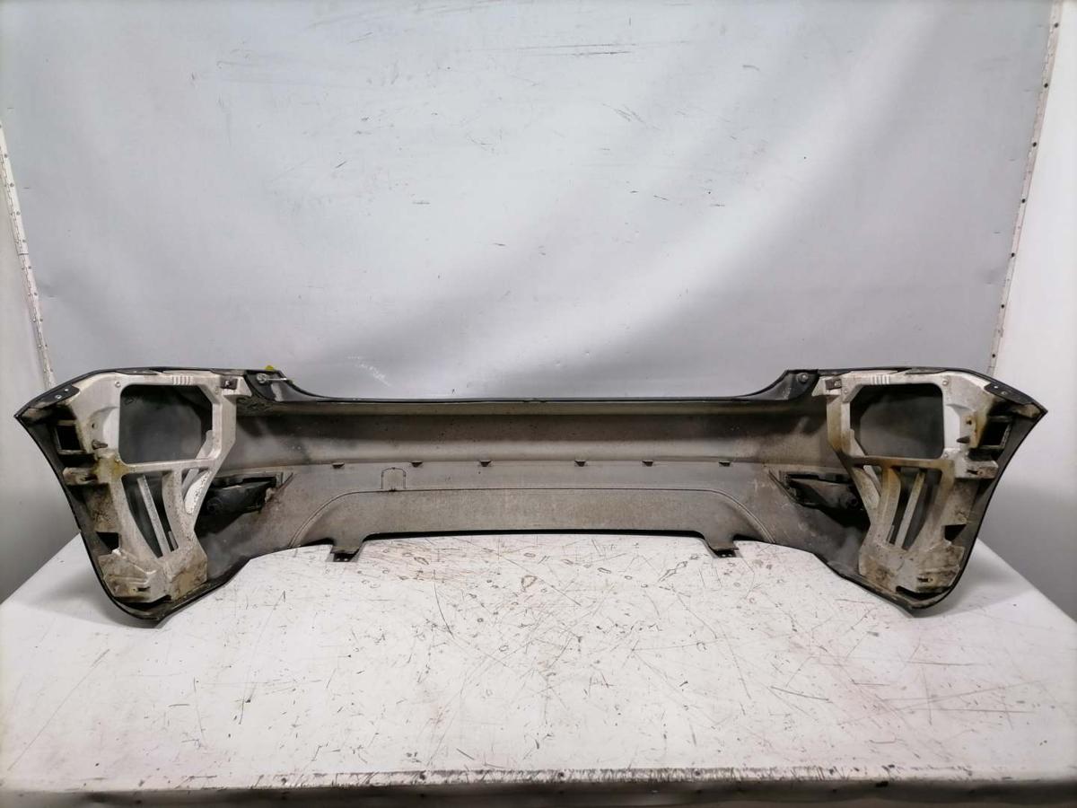 Ford Focus DA3 original T&uuml;r vorn links Panther Schwarz Flie&szlig;heck Facelift Bj.2009